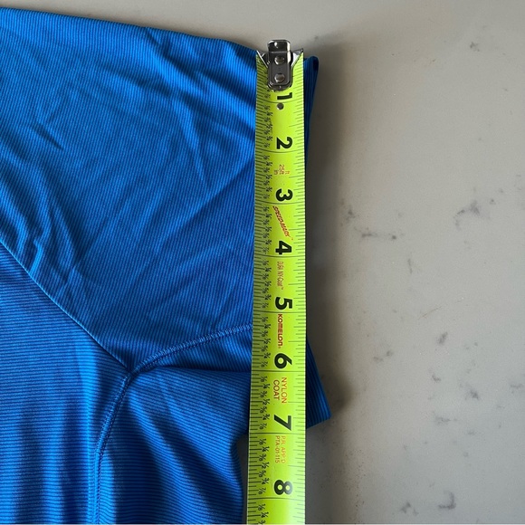 The North Face Women’s Striped Blue Performance Tee Size L - Picture 11 of 13